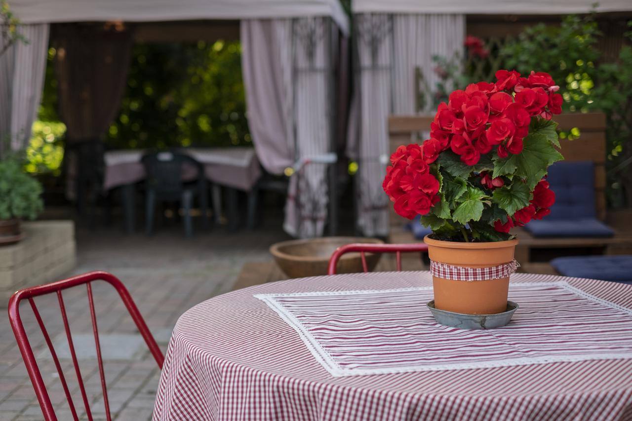 بيسكانتينا Ai Due Pini B&B المظهر الخارجي الصورة